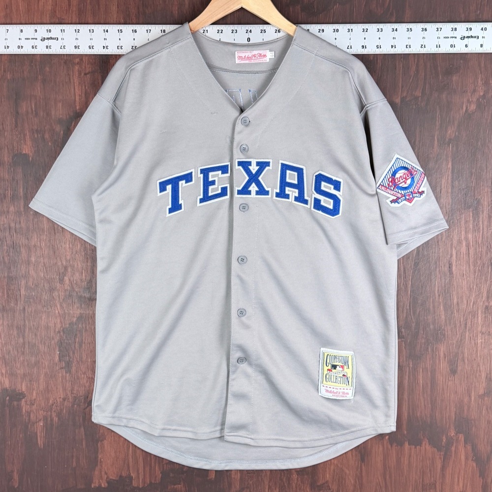 Nolan Ryan Mitchell & Ness Texas Rangers Jersey Cooperstown Grey Mens 44 Large